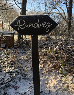 Atelier_Ammerland_tábla_sign_schild_pagony (15).jpg